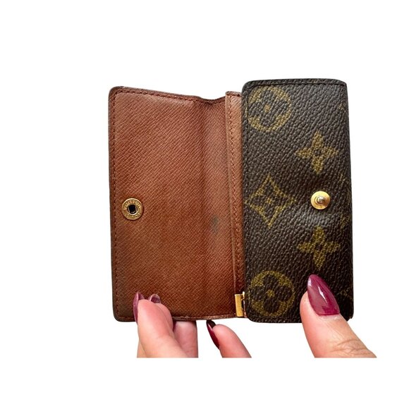 LOUIS VUITTON Brown Damier Ebene Key Holder Case - Picture 6 of 7